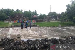 Selama Ramadhan Goa Sunyaragi Cirebon buka pasar takjil