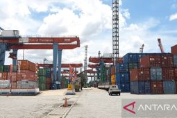 Neraca perdagangan Kalbar pada Februari 2022 surplus 211,15 juta dolar AS