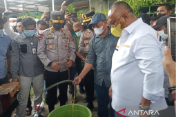 Pemprov Gorontalo distribusikan minyak goreng curah murah di Tibawa
