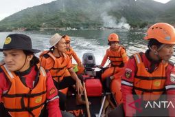 Basarnas Gorontalo selamatkan nelayan di kawasan pelabuhan feri Leato