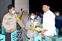 Pemkab Bone Bolango lakukan vaksinasi di halaman masjid