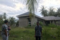 Bangunan Pustu terbengkalai di Pidie