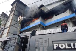 Lantai empat terparah di lalap si jago merah