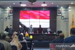 Seluruh pimpinan Komisi di DPRD Banjarmasin berganti