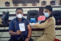Anggota DPRD Gorontalo Utara terima vaksinasi booster