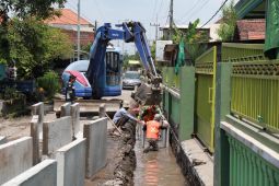 Pemkab Sidoarjo genjot percepatan betonisasi sejumlah ruas jalan