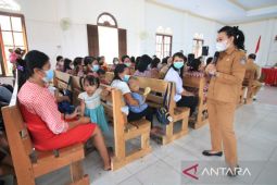 Karolin sosialisasikan pencegahan kekerdilan hingga tingkat desa