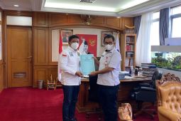 Ketua DPRD Banten serahkan usul pemberhentian gubernur wakil gubernur ke Presiden