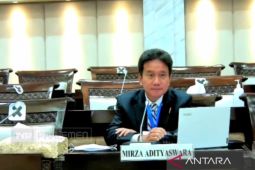 Terpilih di OJK, Mirza Adityaswara mundur dari Preskom OVO