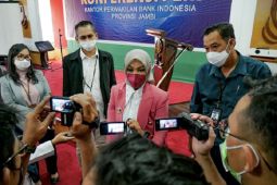 Penukaran uang baru di kas keliling BI Jambi pakai aplikasi "Pintar'