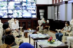 Survei: 74,3 persen masyarakat puas kinerja Pemkot Surabaya