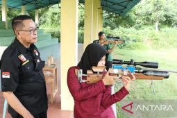 Puasa, atlet menembak Situbondo tetap latihan hadapi Porprov Jatim