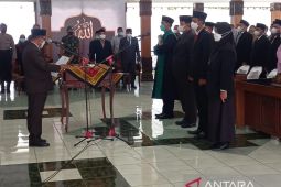 Bupati Situbondo lantik 53 pejabat pimpinan tinggi pratama dan administrator