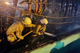 Kapal motor terbakar di Muara Baru Jakarta, tidak ada korban jiwa