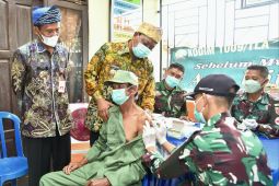 Vaksinasi bergerak sasar warga Panyipatan Tanah Laut