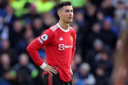 Cristiano Ronaldo minta maaf telah jatuhkan ponsel suporter