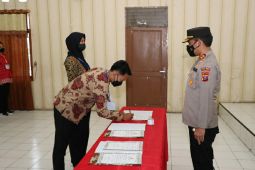 Polres Batubara gelar penandatanganan pakta integritas penerimaan Polri TA 2022