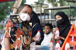 Pasar Gotong Royong mudahkan warga Surabaya dapatkan bahan pokok murah