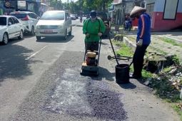 Dinas PUPR Magetan perbaiki jalur mudik hadapi Lebaran
