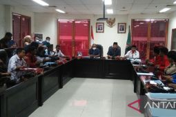 Demo kelompok Cipayung plus di Ambon protes kenaikan harga sembako, begini penjelasannya
