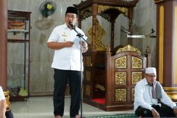 Wabup Asahan kunjungi masjid Syuhada Desa Sipaku Area