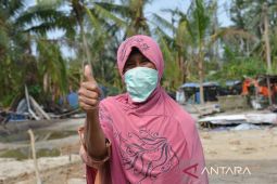 PT Timah bangun rumah Hatijah roboh diterjang puting beliung