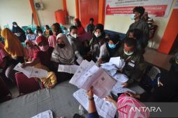 Kantor Pos  salurkan BLT minyak goreng kepada 206.279 warga Sulteng