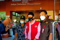 Kejaksaan Sidoarjo tahan tersangka kasus pungli PTSL