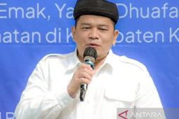 Pemkab Karawang dan DMI salurkan 10 ribu paket bantuan sembako untuk kaum dhuafa