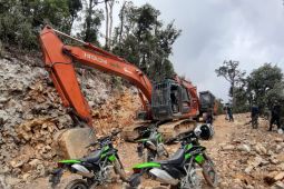 Penyidik Balai Gakkum KLHK Sumut tetapkan dua tersangka pembukaan Jalan Suaka Margasatwa Barumun