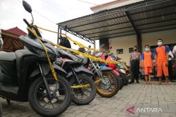 Polres Jombang Rilis Penangkapan Komplotan Pencurian