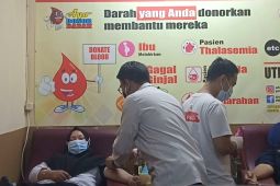 PMI Sukabumi siap layani pendonor hingga larut malam