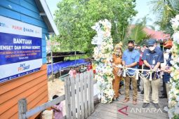 Penuhi listrik di Pulau Gusung, PKT proaktif salurkan bantuan Genset Rp240,6 Juta