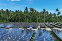 PLTS terbesar di Sulawesi Selatan tambah bauran EBT resmi beroperasi