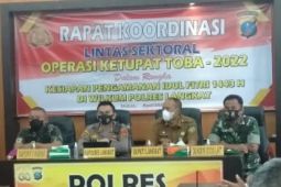 Kapolres Langkat ikuti zoom meeting PAM Idul Fitri