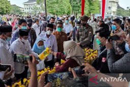 Pemprov Jambi dan APP Sinar Mas salurkan minyak goreng murah