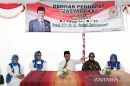 Fadel Muhammad gelar dengar pendapat dengan masyarakat Gorontalo
