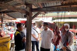 Ditreskrimsus Polda Babel cek harga bahan pokok di Pasar Pembangunan jelang lebaran Idul Fitri