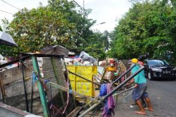 Sembilan TPS di Kota Surabaya terapkan pengolahan sampah 3R