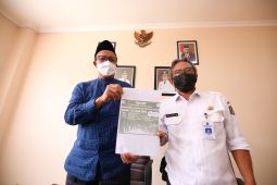 Kegiatan baca Al Quran berjamaah di Jalan Tunjungan Surabaya belum kantongi izin