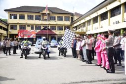 Polda Maluku salurkan bantuan 2.000 paket sembako, wujudkan kepedulian sosial