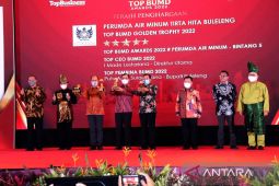 Bupati Buleleng raih "Top Pembina BUMD"