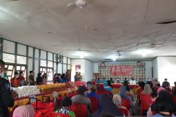 Masyarakat Kembayan antusias membeli di Gelar Pangan Murah