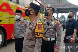 Terminal Pakupatan  mulai dipadati pemudik