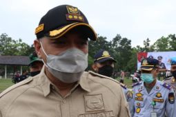 Bupati Tangerang ingatkan warga patuhi prokes ketika  mudik lebaran