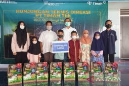 PT Timah menyantuni anak yatim piatu di Bangka Barat