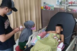 Bocah sembilan tahun terkena petasan sebabkan jari hancur