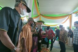 Wali Kota Jambi serahkan zakat mal dari pengusaha asal Jambi