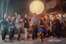 Disdik HST tampilkan kesenian kuntau pada Tadarus Seni di Banjarbaru