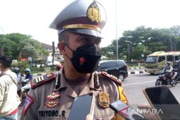Polres Cirebon tutup putar balik kendaraan Jalur Pantura